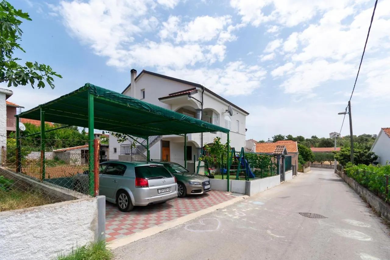 Apartments With A Parking Space Pakostane, Biograd - 19889